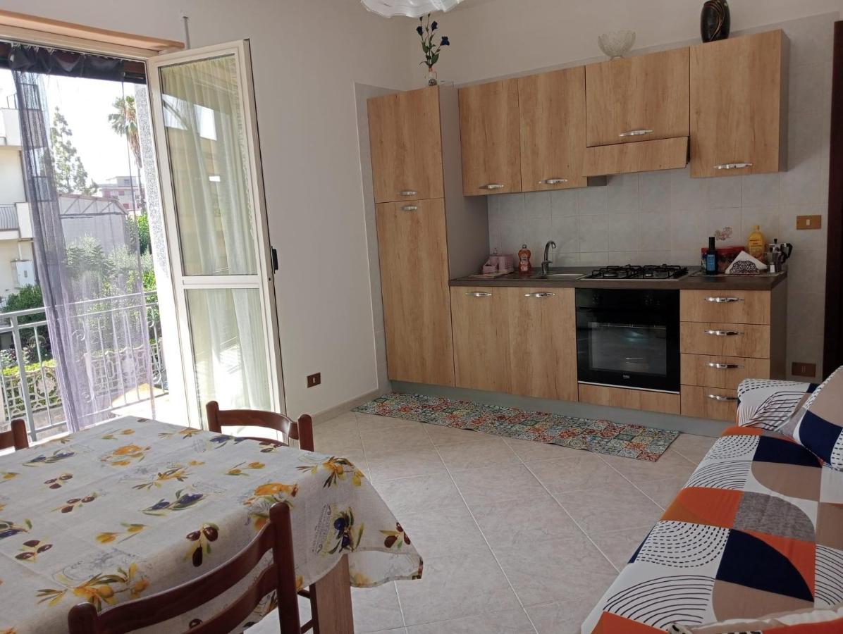 Casa Lulu Due Minuti Dal Mare Apartment Ardore Marina Exterior photo