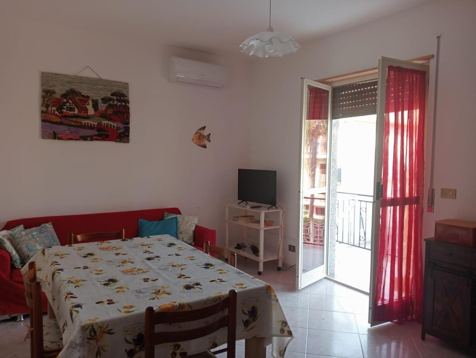 Casa Lulu Due Minuti Dal Mare Apartment Ardore Marina Exterior photo